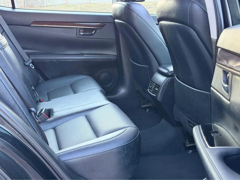2018 Lexus ES 6th Gen - Image 14 of 20