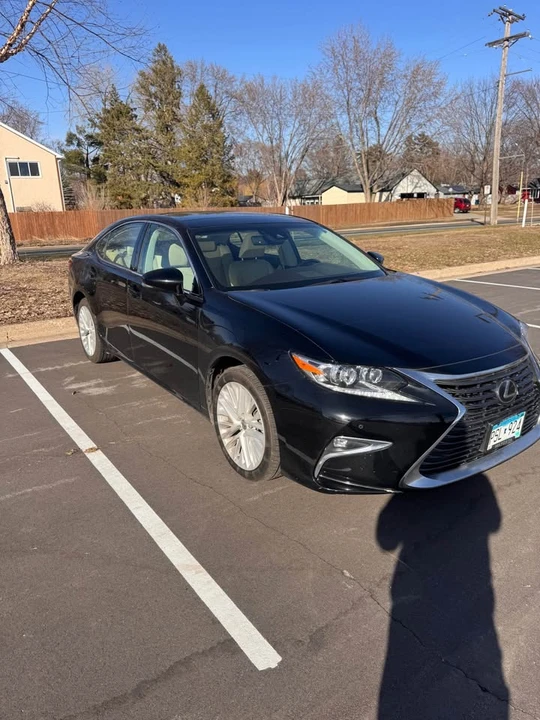 2018 Lexus ES 6th Gen - Image 4 of 5