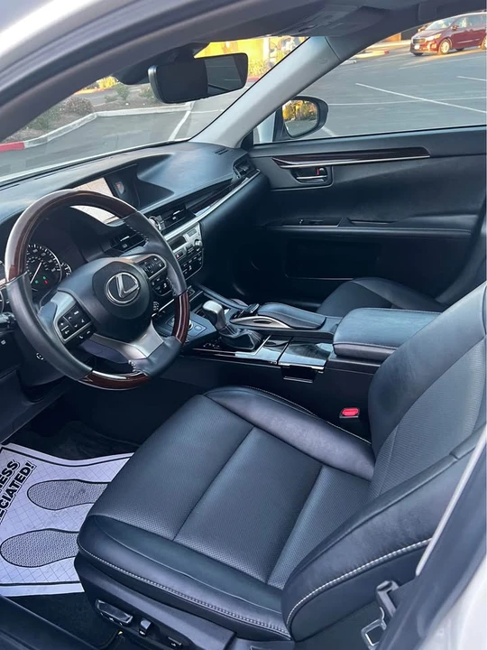2018 Lexus ES 6th Gen - Image 6 of 14