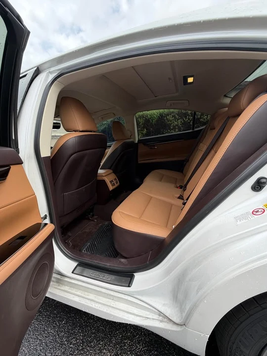 2018 Lexus ES 6th Gen - Image 5 of 7