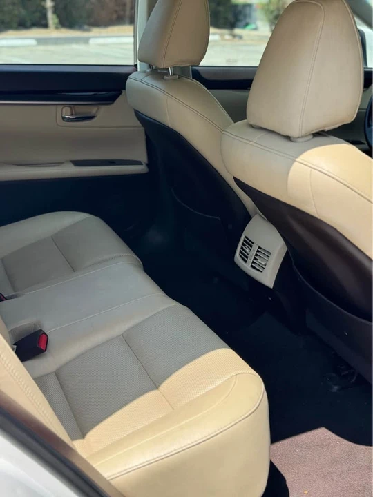 2018 Lexus ES 6th Gen - Image 6 of 20