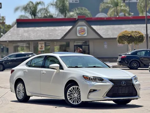 2018 Lexus ES 350 Luxury Sedan