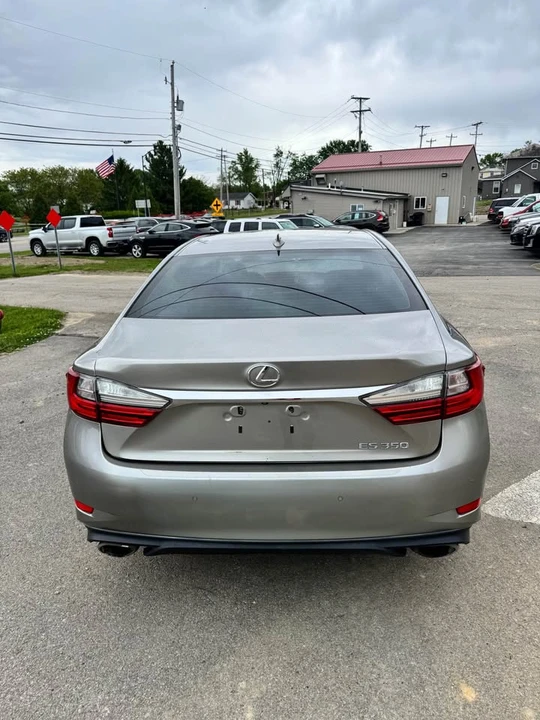 2018 Lexus ES 6th Gen - Image 8 of 20