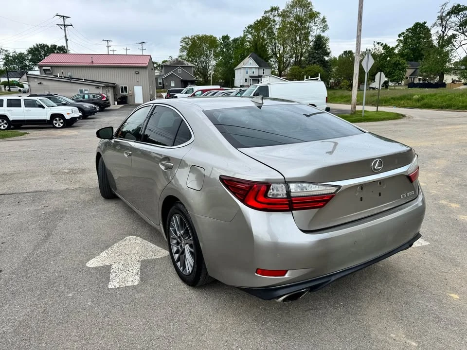 2018 Lexus ES 6th Gen - Image 2 of 20