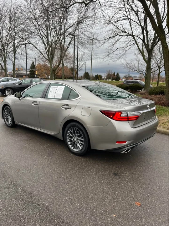2018 Lexus ES 6th Gen - Image 7 of 17