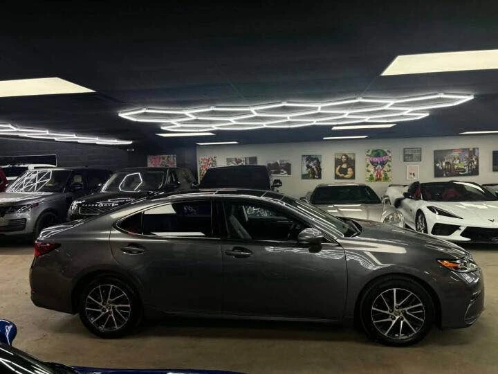 2018 Lexus ES 6th Gen - Image 8 of 20