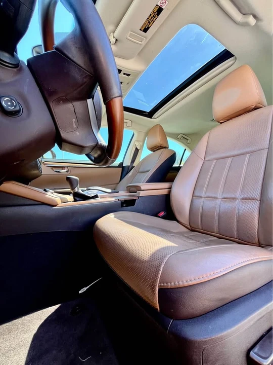 2018 Lexus ES 6th Gen - Image 10 of 13
