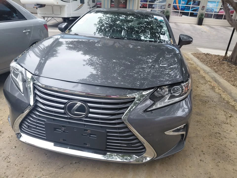 2018 Lexus ES 6th Gen - Image 2 of 5