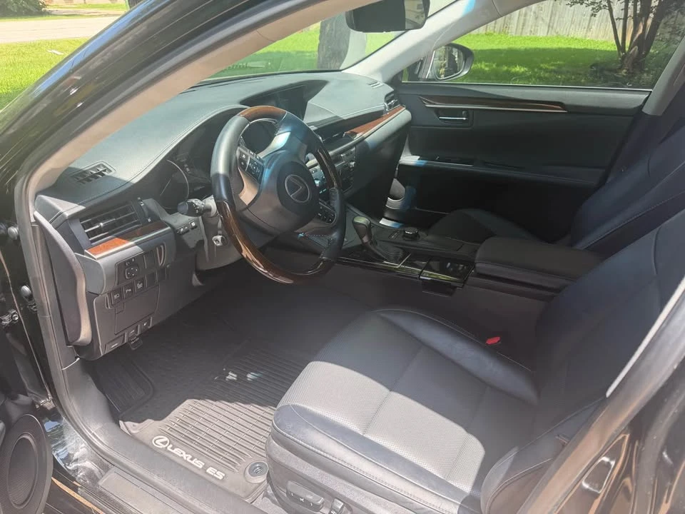 2018 Lexus ES 6th Gen - Image 7 of 10