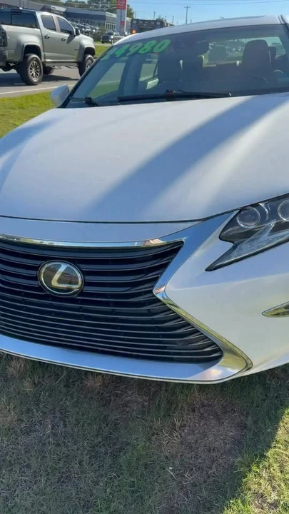 2018 Lexus ES 6th Gen - Image 16 of 16