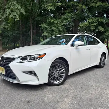 2018 Lexus ES 350 Luxury Sedan 4D