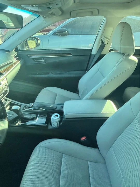 2018 Lexus ES 6th Gen - Image 8 of 9