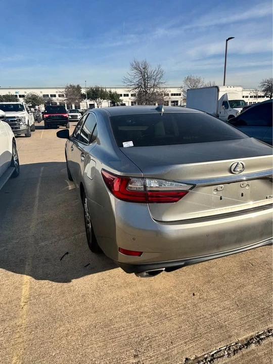 2018 Lexus ES 6th Gen - Image 4 of 9