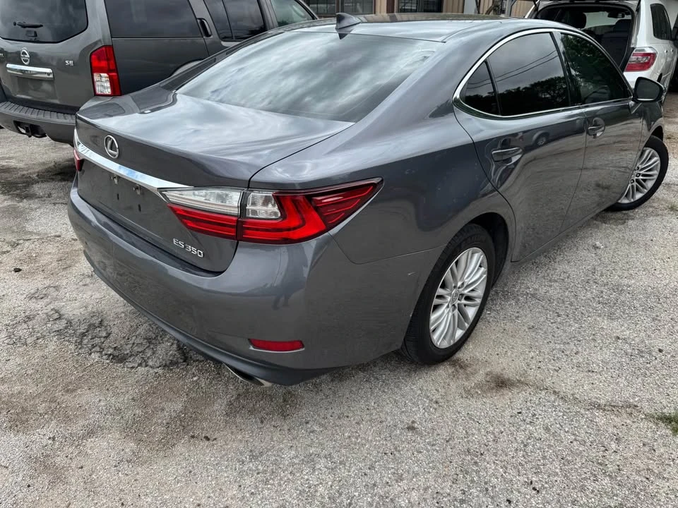 2018 Lexus ES 6th Gen - Image 2 of 16