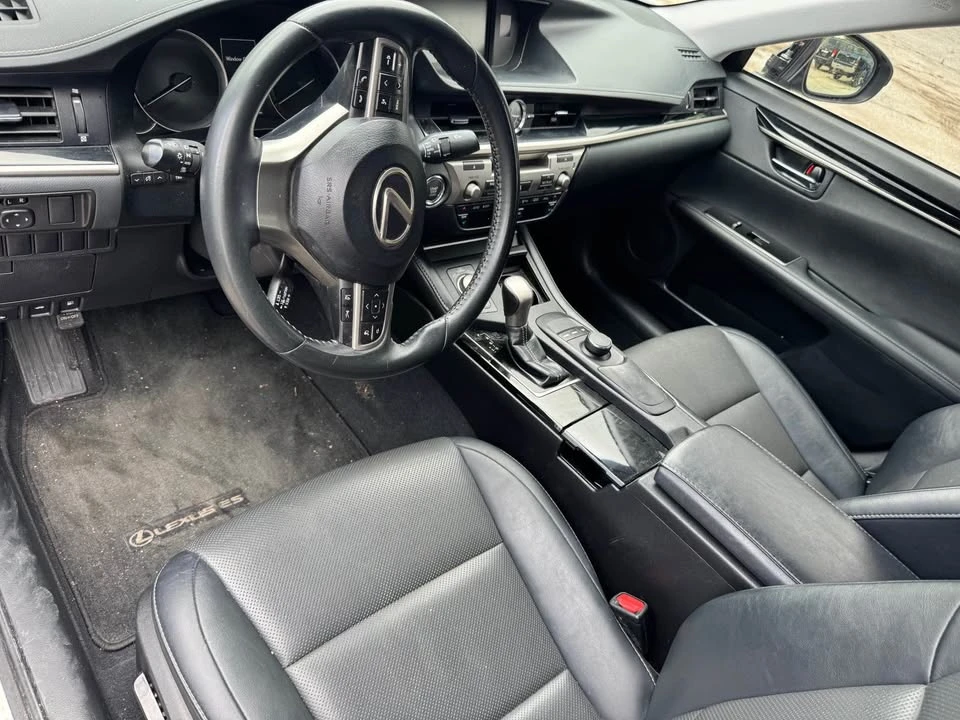 2018 Lexus ES 6th Gen - Image 6 of 16