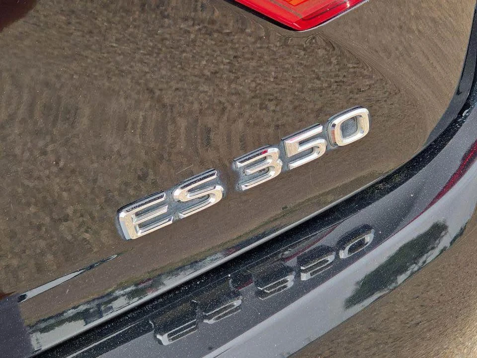 2018 Lexus ES 6th Gen - Image 6 of 15