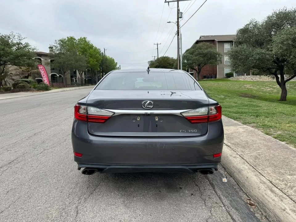 2018 Lexus ES 6th Gen - Image 5 of 20