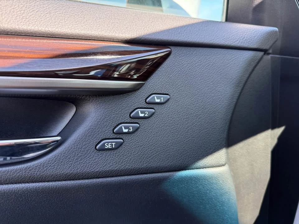 2018 Lexus ES 6th Gen - Image 15 of 19