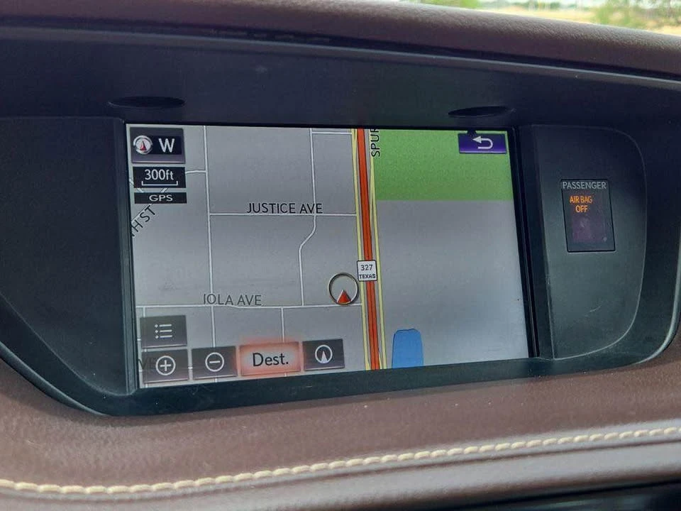2018 Lexus ES 6th Gen - Image 11 of 15