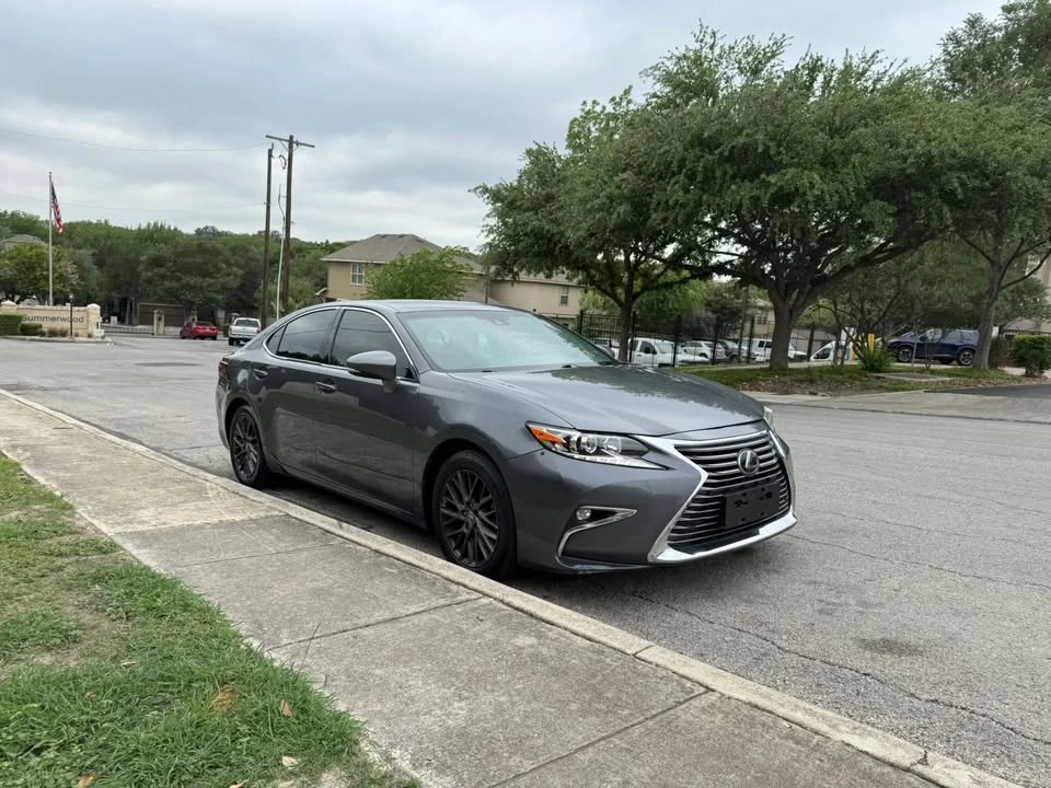 2018 Lexus ES 6th Gen - Image 7 of 20
