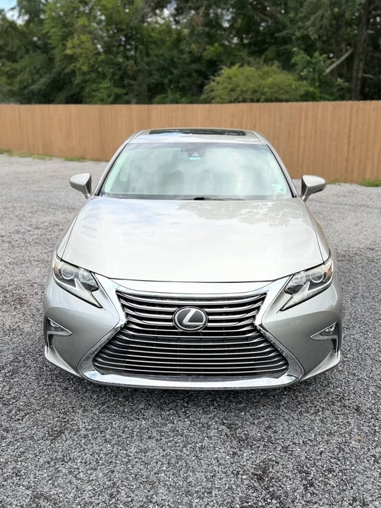2018 Lexus ES 6th Gen - Image 2 of 10