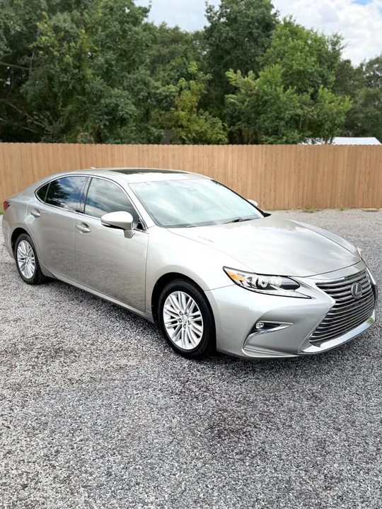 2018 Lexus ES 6th Gen - Image 3 of 10