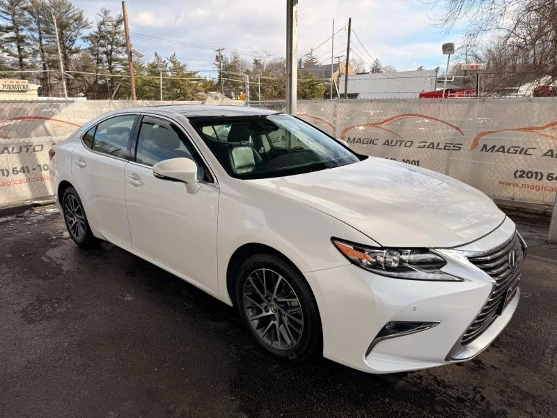 2018 Lexus ES 6th Gen - Image 6 of 12