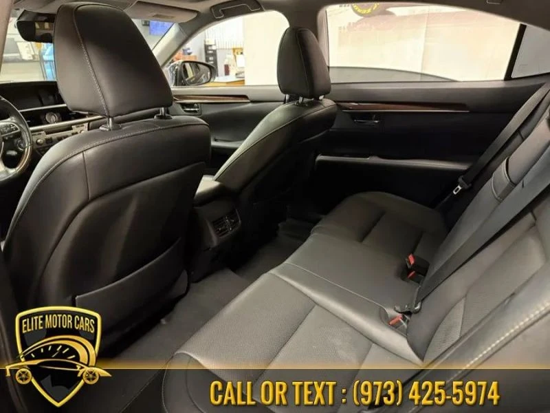 2018 Lexus ES 6th Gen - Image 10 of 12