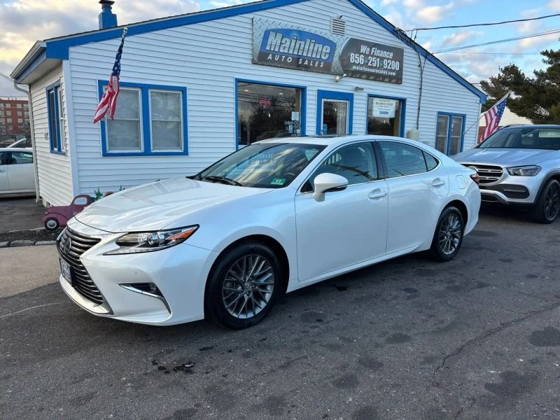 2018 Lexus ES 6th Gen - Image 2 of 12