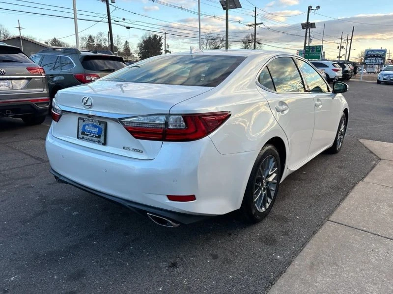 2018 Lexus ES 6th Gen - Image 7 of 12