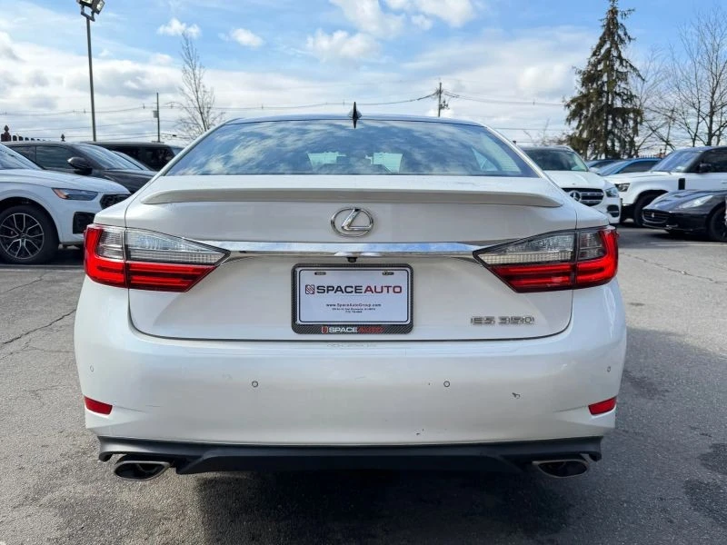 2018 Lexus ES 6th Gen - Image 5 of 12
