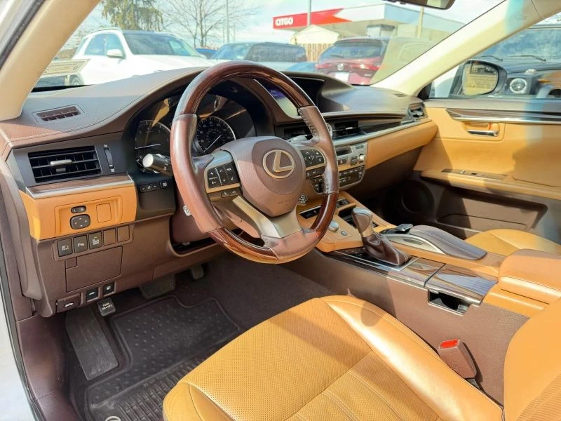 2018 Lexus ES 6th Gen - Image 11 of 12