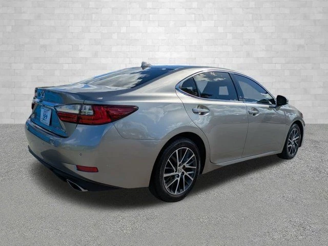 2018 Lexus ES 6th Gen - Image 2 of 21