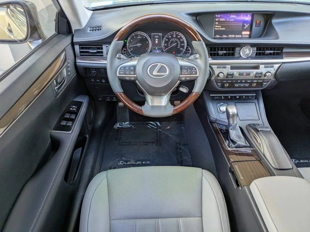 2018 Lexus ES 6th Gen - Image 12 of 21