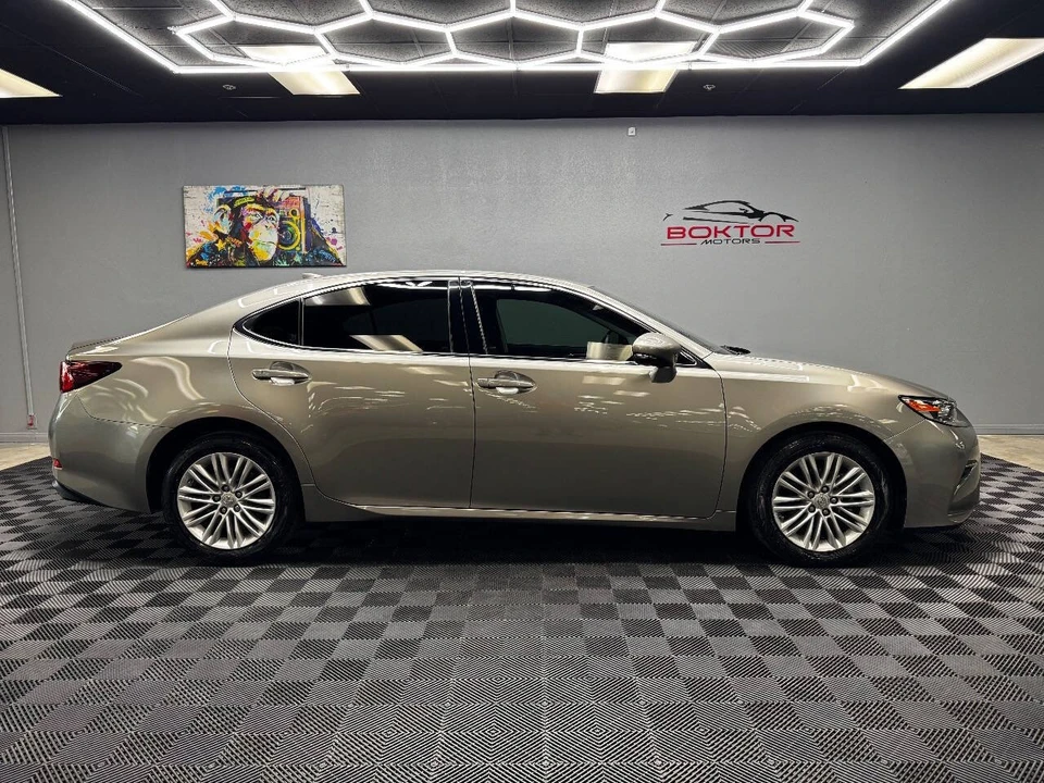 2018 Lexus ES 6th Gen - Image 14 of 21