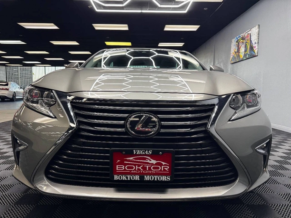 2018 Lexus ES 6th Gen - Image 3 of 12