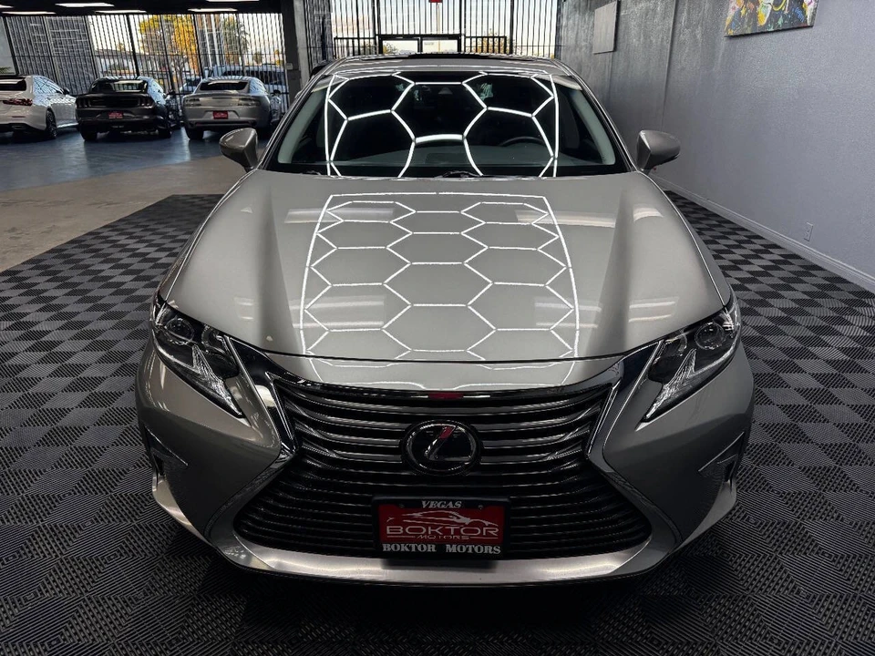 2018 Lexus ES 6th Gen - Image 5 of 21