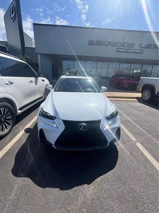 2018 Lexus IS 3rd Gen - Image 3 of 10