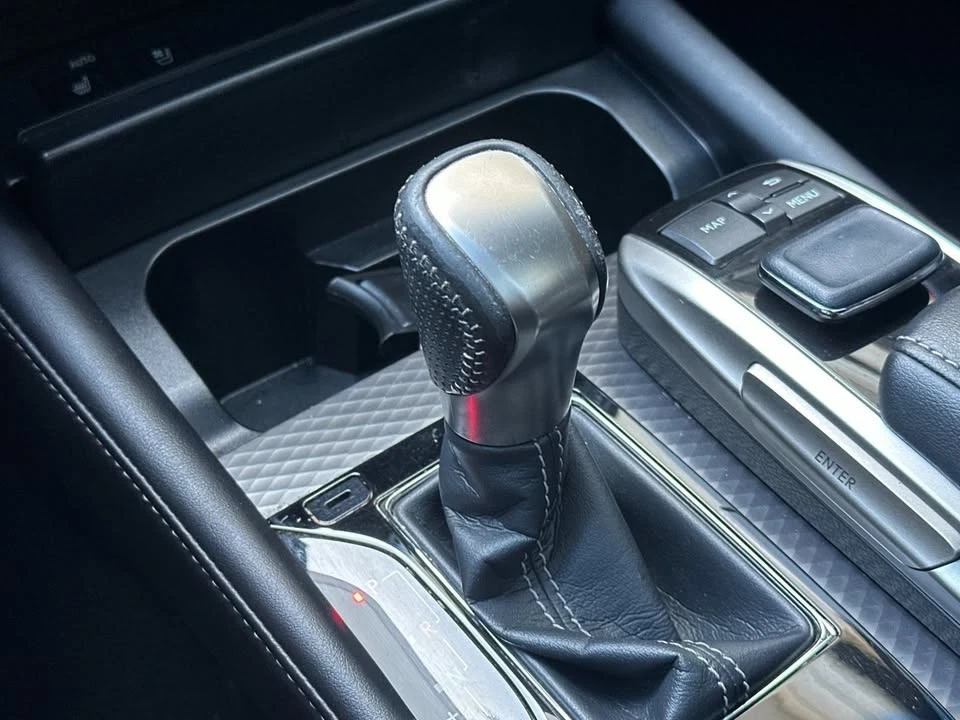 2018 Lexus GS 4th Gen - Image 14 of 20