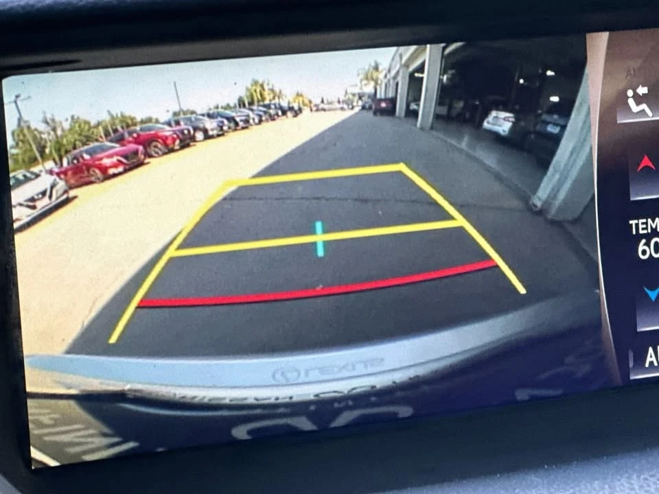 2018 Lexus GS 4th Gen - Image 12 of 20