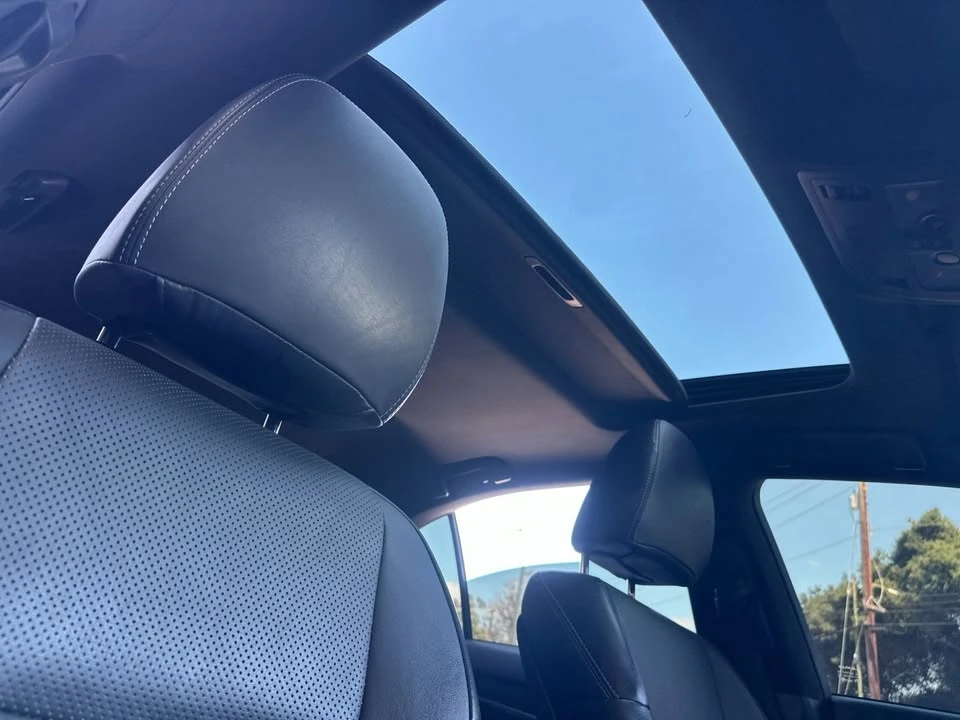 2018 Lexus GS 4th Gen - Image 9 of 20