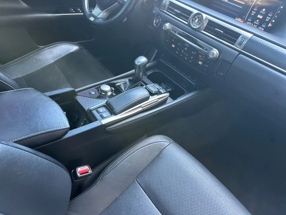 2018 Lexus GS 4th Gen - Image 8 of 20