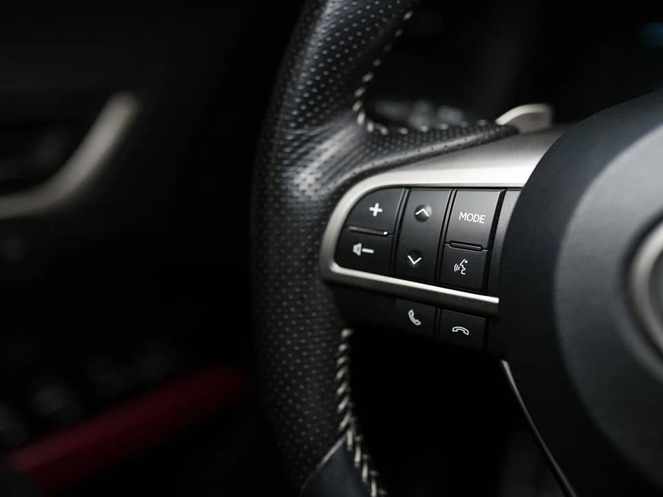 2018 Lexus GS 4th Gen - Image 11 of 20