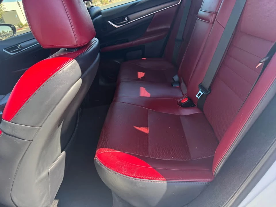 2018 Lexus GS 4th Gen - Image 11 of 19