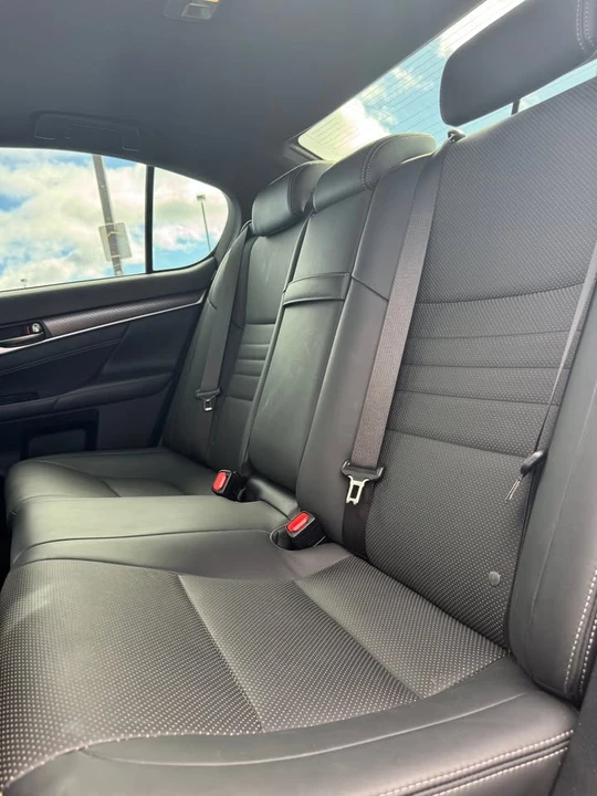 2018 Lexus GS 4th Gen - Image 14 of 20