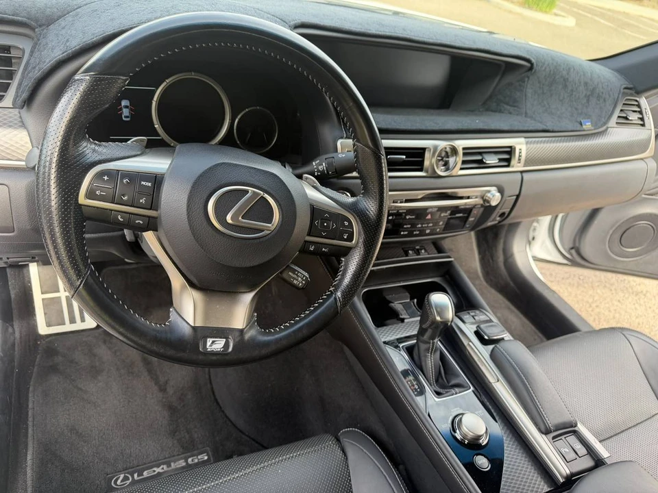 2018 Lexus GS 4th Gen - Image 8 of 24