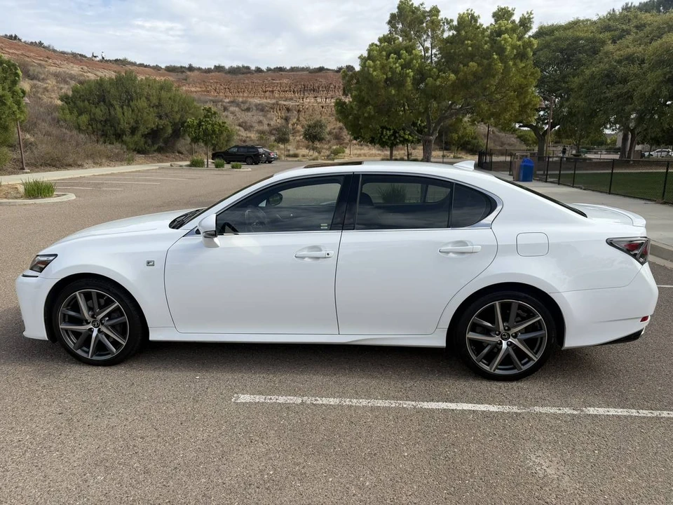 2018 Lexus GS 4th Gen - Image 4 of 24