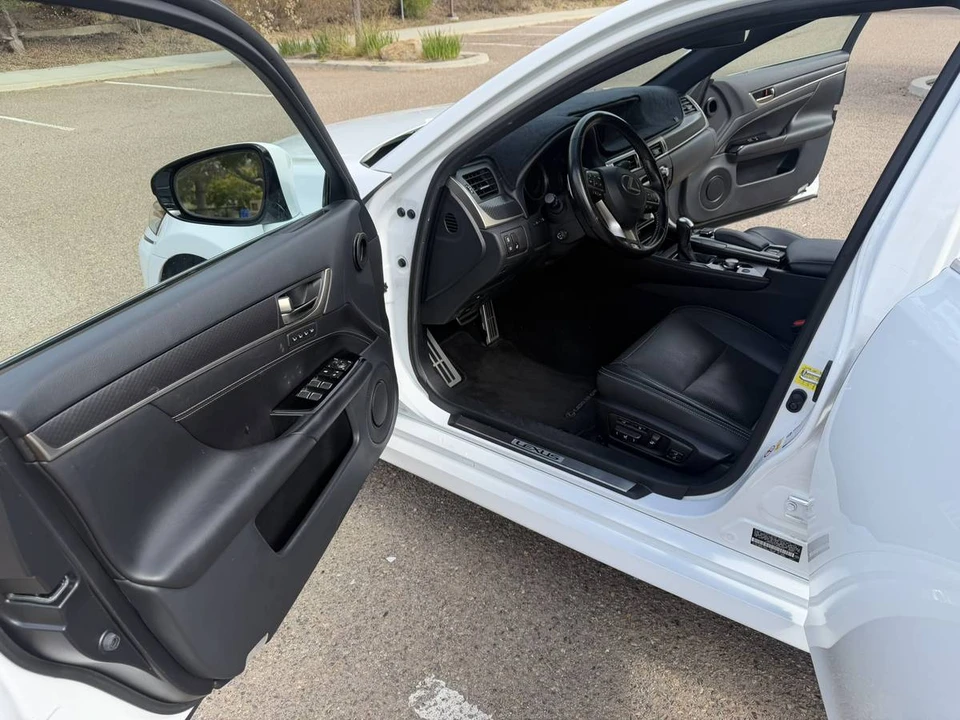 2018 Lexus GS 4th Gen - Image 6 of 24