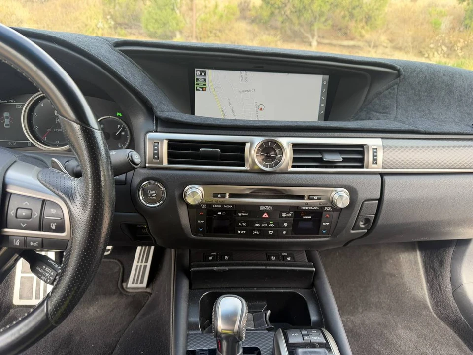 2018 Lexus GS 4th Gen - Image 10 of 24