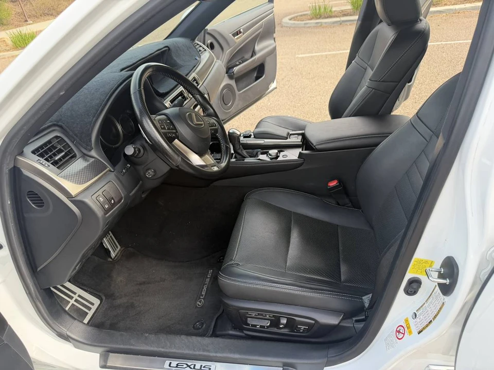 2018 Lexus GS 4th Gen - Image 7 of 24